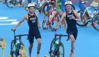 Британские братья Браунли взяли золото и бронзу Олимпиады в триатлоне