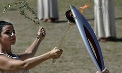 В Олимпии зажжен огонь зимних Олимпийских игр Сочи 2014