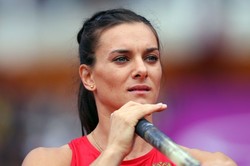 Елена Исинбаева выиграла чемпионат России с лучшим результатом сезона в мире