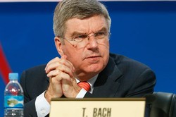 Бах: возможны новые дисквалификации российских спортсменов по итогам работы комиссии МОК