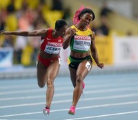 Ямайка Фрейзер-Прайс выиграла стометровку на ЧМ в Москве