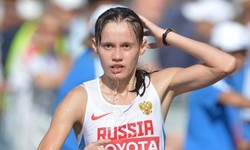Россиянка Лашманова завоевала золото ЧМ в спортивной ходьбе на 20 км