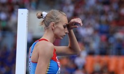 Россиянка Школина завоевала золото чемпионата мира в прыжках в высоту