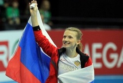 Россиянка Сидорова выиграла золото ЧЕ в прыжках с шестом, Жук-Краснова - третья