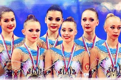 Российские гимнастки-художницы — чемпионки Европейских Игр в групповом многоборье