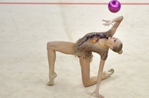Яна Кудрявцева — чемпионка Европейских игр в упражнении с мячом