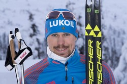 Устюгов и Шаповалова — победители спринтерских гонок на чемпионате России по лыжным гонкам в Тюмени