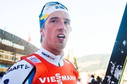 Швед Хальварссон и норвежка Венг выиграли спринты на II этапе Кубка мира по лыжным гонкам в Лиллехаммере