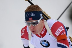 Норвежский биатлонист Йоханнес Бё — олимпийский чемпион Пхёнчхана в индивидуальной гонке