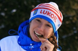 Лыжница Ольга Репницына выиграла скиатлон на чемпионате России в Ханты-Мансийске