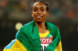 Эфиопская бегунья Алмаз Аяна выиграла 10000 метров на чемпионате мира 2017 в Лондоне