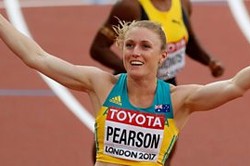 Австралийка Салли Пирсон — чемпионка мира в беге на 100 метров с барьерами