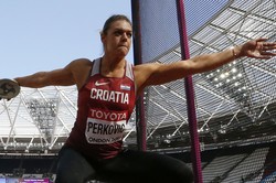 Хорватка Сандра Перкович — чемпионка мира в метании диска