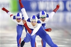 Российские конькобежки с мировым рекордом выиграли командный спринт на этапе Кубка мира в Херенвене