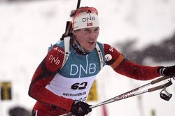 Норвежский биатлонист Бьёнтегор — победитель масс-старта в Шушене, Шипулин — 22-ой