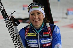 Белоруска Домрачева — победительница масс-стартв на этапе КМ в Антхольце, Юрлова — 10-ая