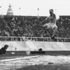 Лондон 1908: лёгкая атлетика: победитель соревнований по прыжкам в длину американец Francis C. IRONS