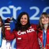 Ванкувер 2010, сноуборд: призёры в женском кроссе  француженка Дебора Антоньо (серебро),  канадка Маэль Рикер (золото) и щвейцарка Оливия Нобс (бронза)