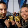 Ванкувер 2010: дизайнеры олимпийских медалей Омер Арбел и Коррин Хант (Photo/The Canadian Press, Jonathan Hayward/Scanpix)