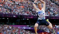 Британец Рутерфорд выиграл соревнования по прыжкам в длину на ОИ