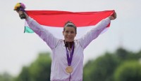 Эва Ристов из Венгрии победила в плавании на открытой воде на ОИ-2012