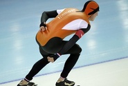 Голландские конькобежцы заняли весь пьедестал на дистанции 500 м