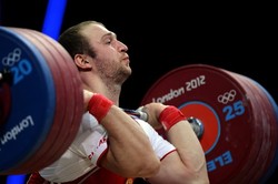 Российские тяжелоатлеты могут получить три золота Олимпиады-2012 после перепроверки допинг-проб