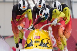 Бобслеисты Германии завоевали золото Олимпиады-2018 в экипажах-четвёрках