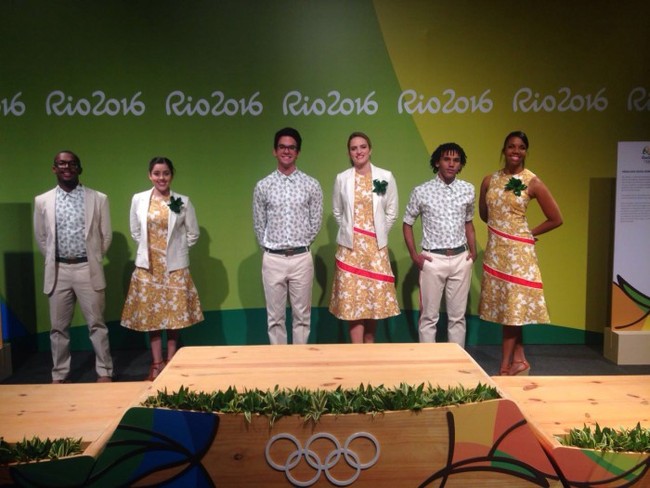 Униформа сотрудников оргкомитета «Рио-2016» для церемоний награждения