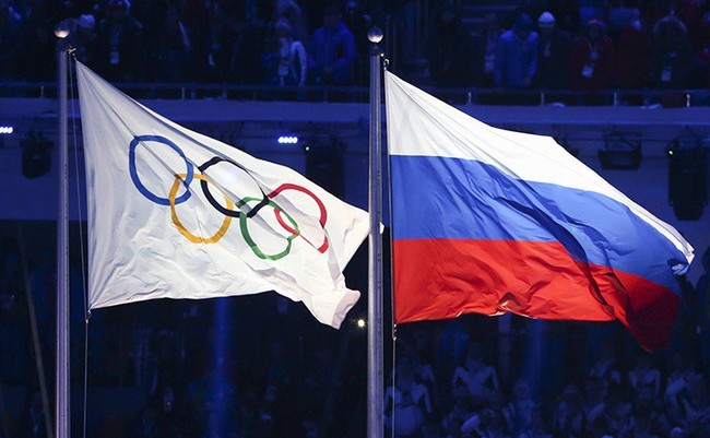 МОК оставил в силе отстранение ОКР и не разрешил флаг России на церемонии закрытия ОИ