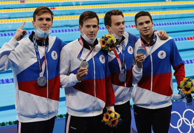 Российские пловцы завоевали серебро Олимпиады в эстафете 4х200 метров вольным стилем