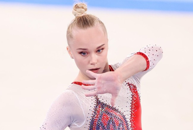 Российская гимнастка Ангелина Мельникова завоевала бронзу Олимпиады в личном многоборье