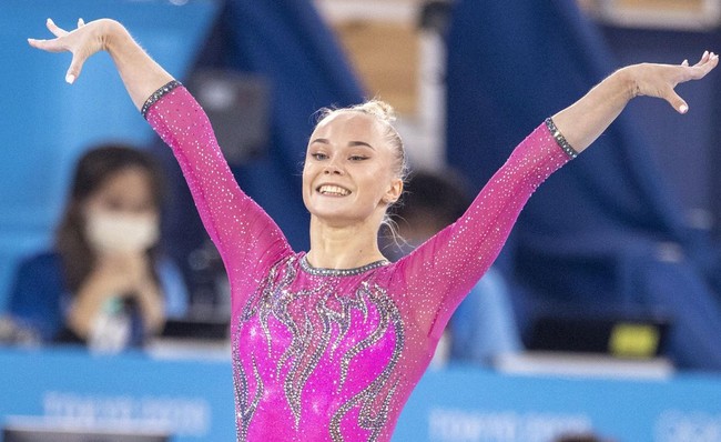 Россиянка Ангелина Мельникова завоевала бронзу Олимпиады в вольных упражнениях