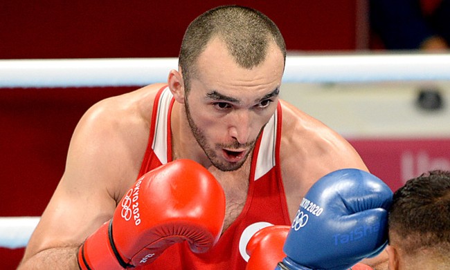 Российский боксёр Муслим Гаджимагомедов завоевал серебро Олимпиады в Токио в весовой категории до 91 кг