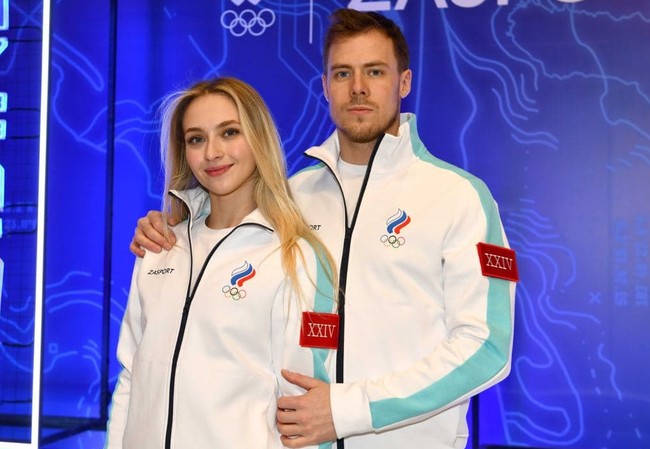 Синицина и Кацалапов представят Россию в произвольном танце олимпийского командного турнира