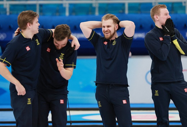 Мужская сборная Швеции по керлингу — олимпийские чемпионы Пекина-2022