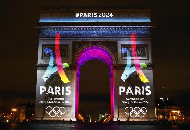 В эстафете олимпийского огня Игр «Париж-2024» примут участие около 10 тыс. факелоносцев