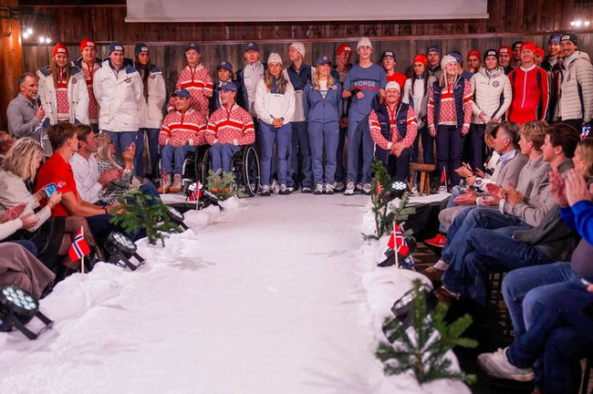 Презентация коллекции одежды олимпийской сборной Норвегии для Игр-2026 в Италии Презентация коллекции одежды олимпийской сборной Норвегии для Игр-2026 в Италии