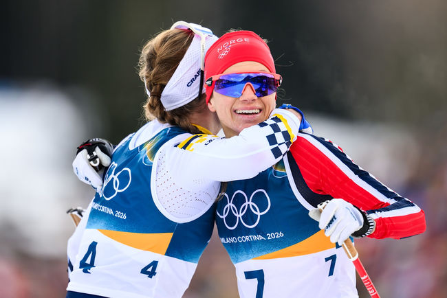 Норвежские лыжницы выиграли женскую эстафету на Олимпиаде-2026 в Милане и Кортине
