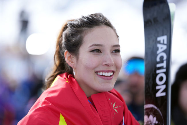Китайская фристайлистка Эйлин Гу выиграла соревнования в хаф-пайпе на Олимпиады-2026