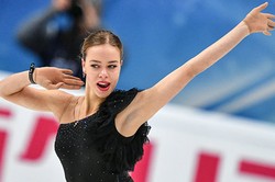 Россиянка Погорилая выиграла короткую программу на этапе Гран-при в Японии, Сотсткова — вторая
