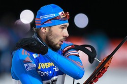 Антон Шипулин выиграл индивидуальную гонку на этапе Кубка Мира в Антхольце