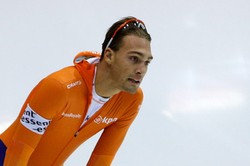 Голландец Нёйс выиграл дистанцию 1000 м на ЧМ по конькобежному спорту, Юсков — седьмой