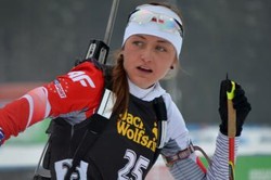 Полька Хойниш — победительница индивидуальной гонки на этапе Кубка IBU в Обертиллиахе