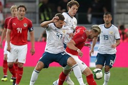Сборная России по футболу проиграла в товарищеском матче австрийцам