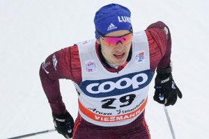 Глеб Ретивых выиграл спринт на передсезонных стартах в финском Рованиеми, Устюгов — второй