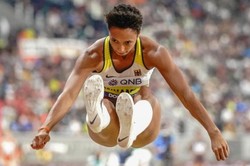 Представительница Германии Малайка Михамбо — чемпионка мира в прыжках в длину