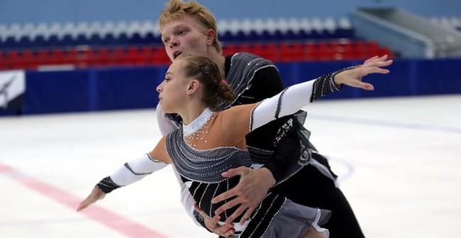 Российские фигуристы завоевали золото и бронзу на юношеской Олимпиаде в соревнованиях спортивных пар