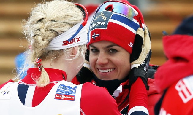 Норвежки — первые в гонке преследования на «Ски Туре Канады», Йохауг — лучшая по чистому времени