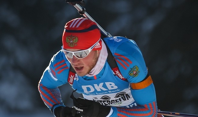 Антон Бабиков — победитель спринта на чемпионате России по биатлону в Ханты-Мансийске